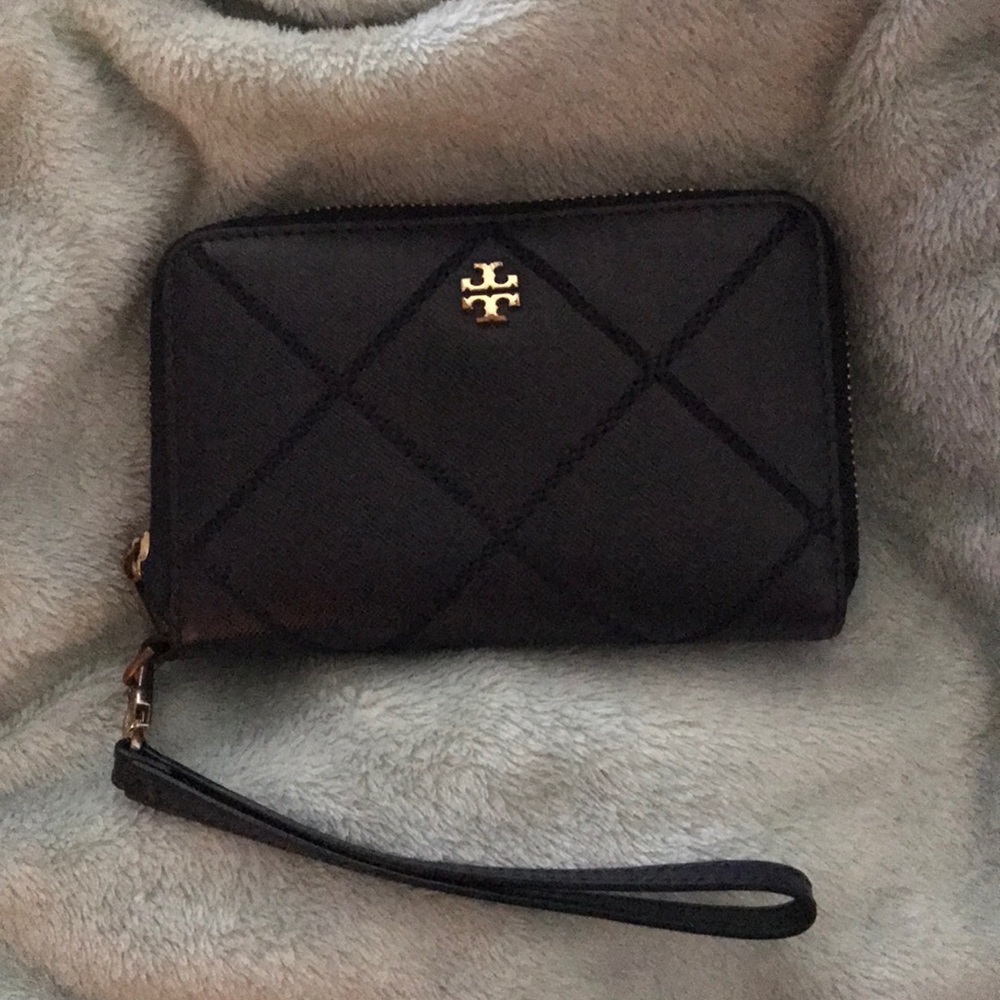 Tory Burch phone wallet